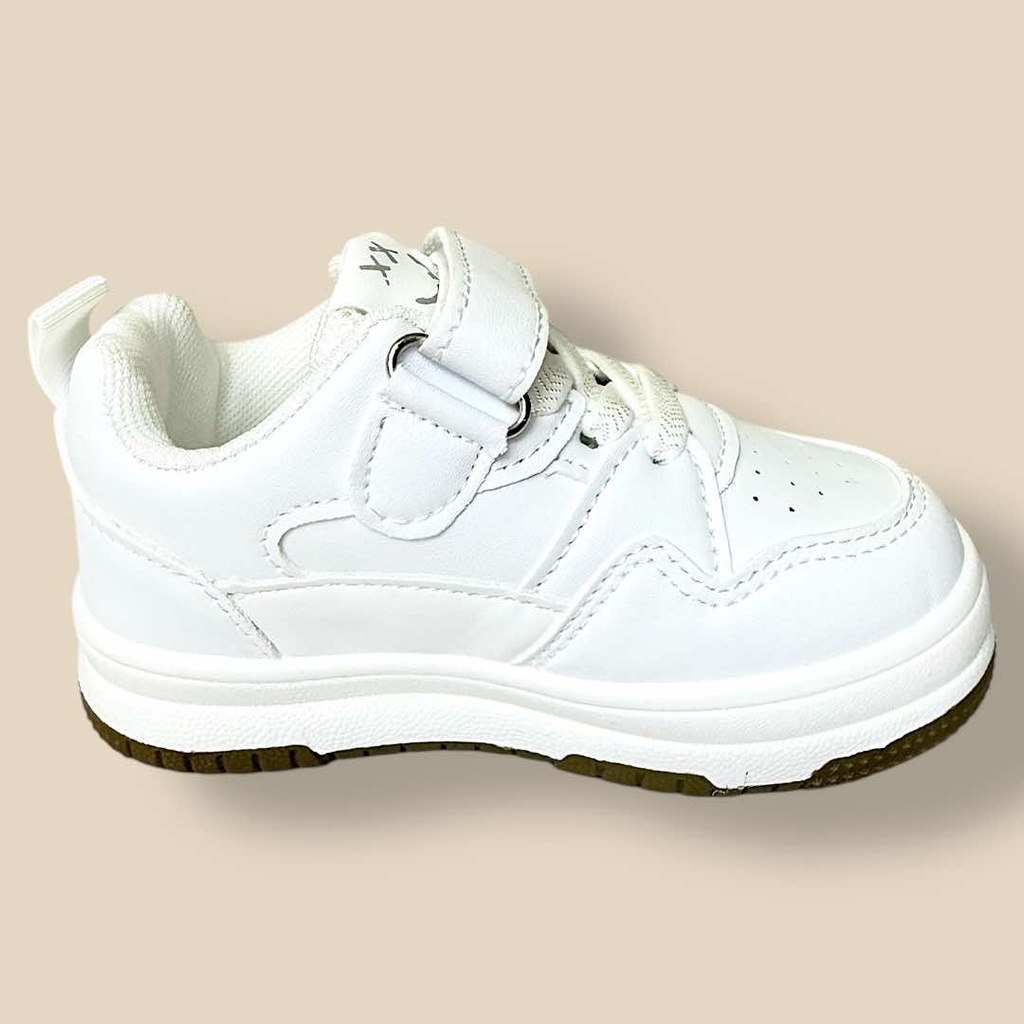 بوت أبيض للجنسين