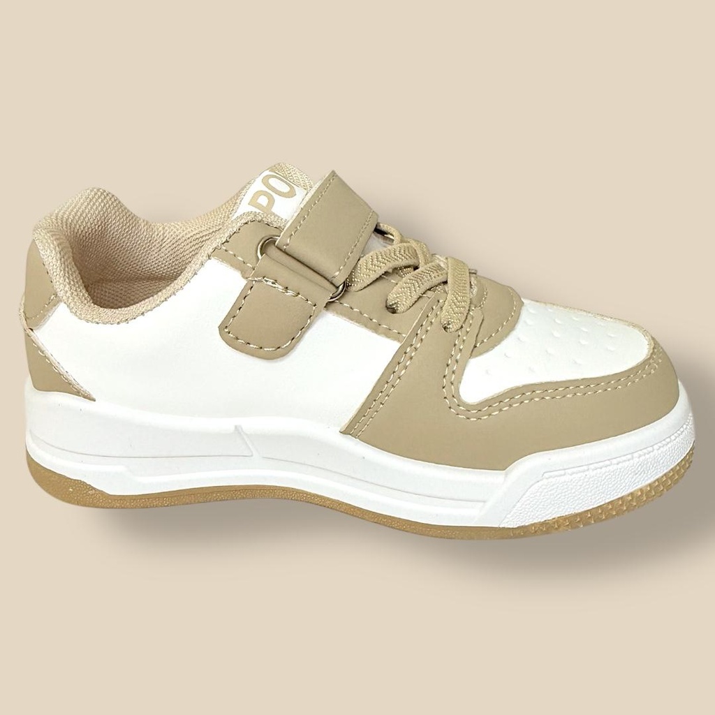 بوت ولادي عسلي مع أبيض مميز