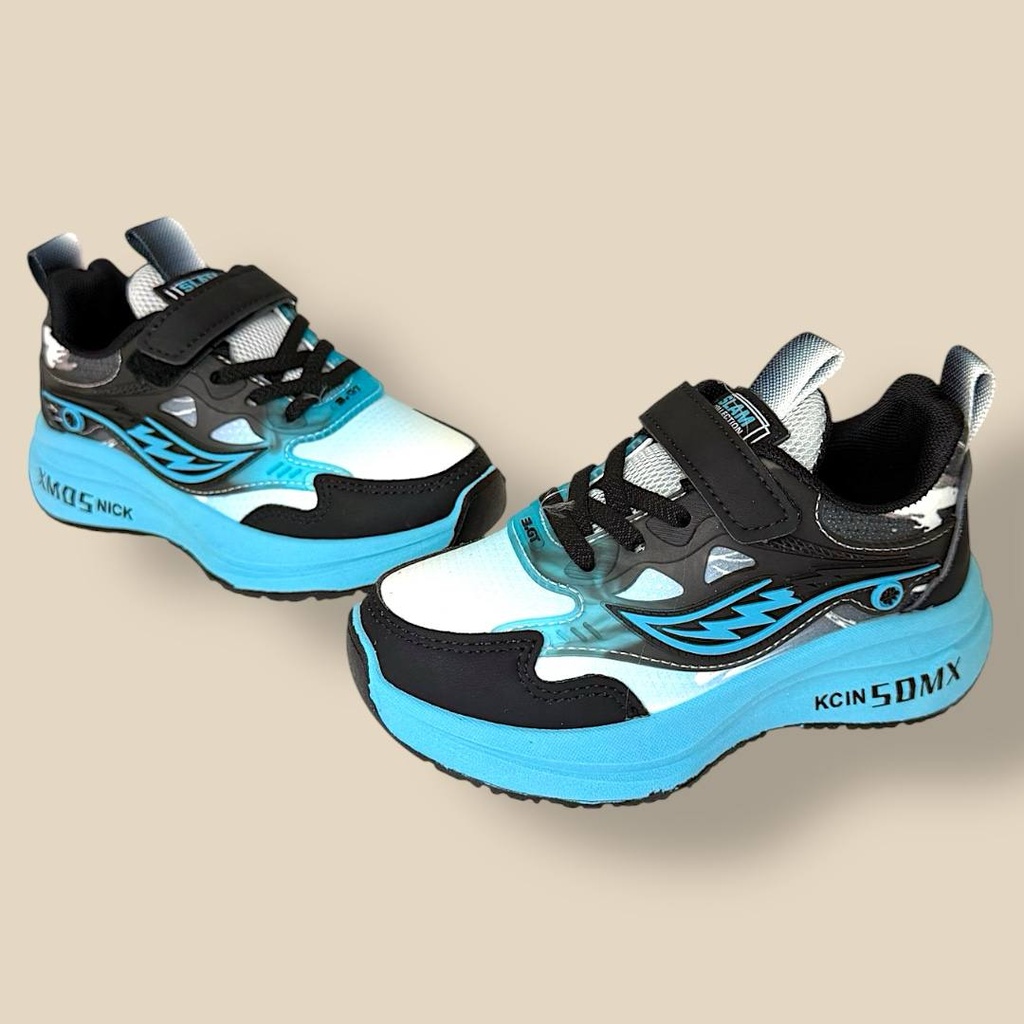 بوت مميز للجنسين بألوان مميزة