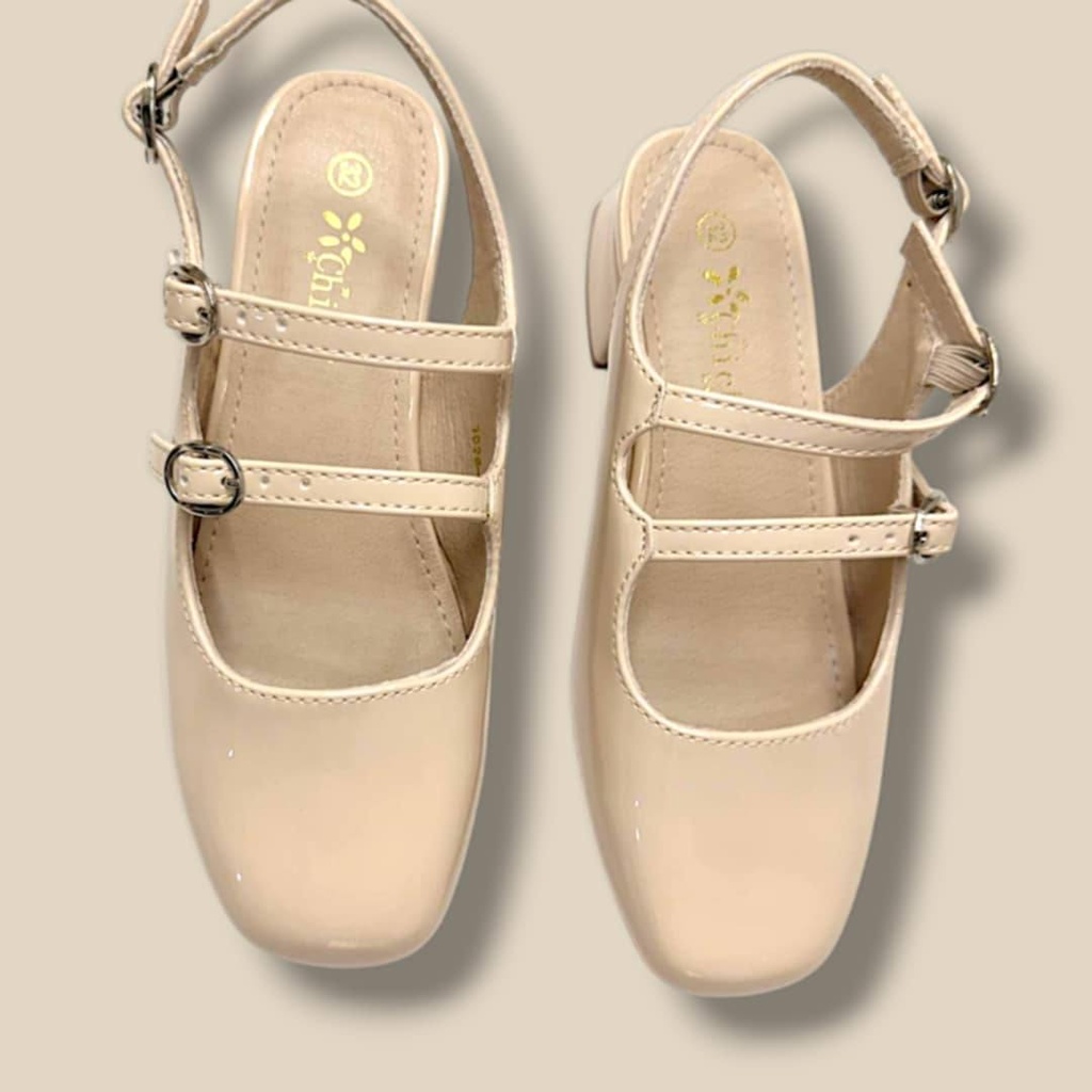 كندرة بناتي كعب بثلاث ألوان مميزة