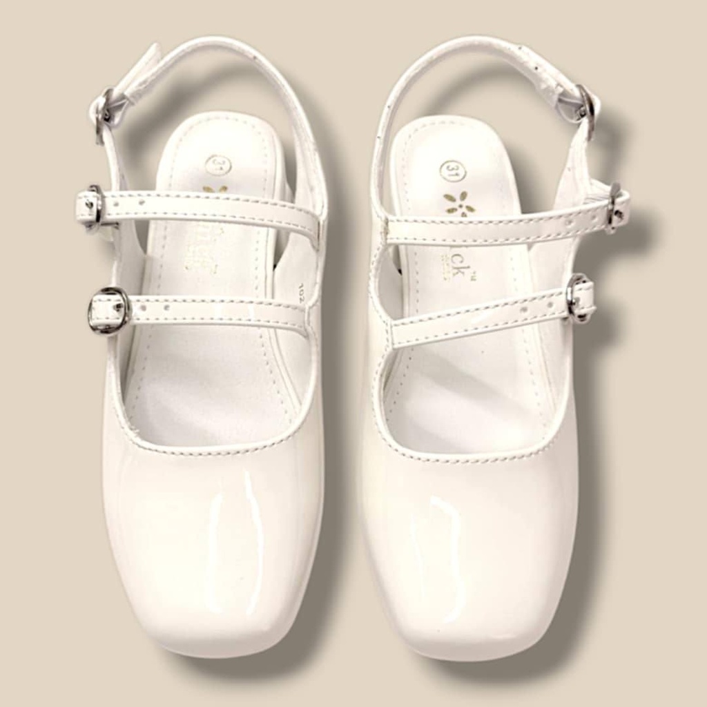 كندرة بناتي كعب بثلاث ألوان مميزة