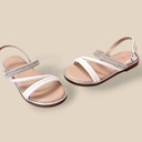 صندل بناتي بثلاث ألوان مميزة