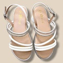 صندل بناتي بثلاث ألوان مميزة