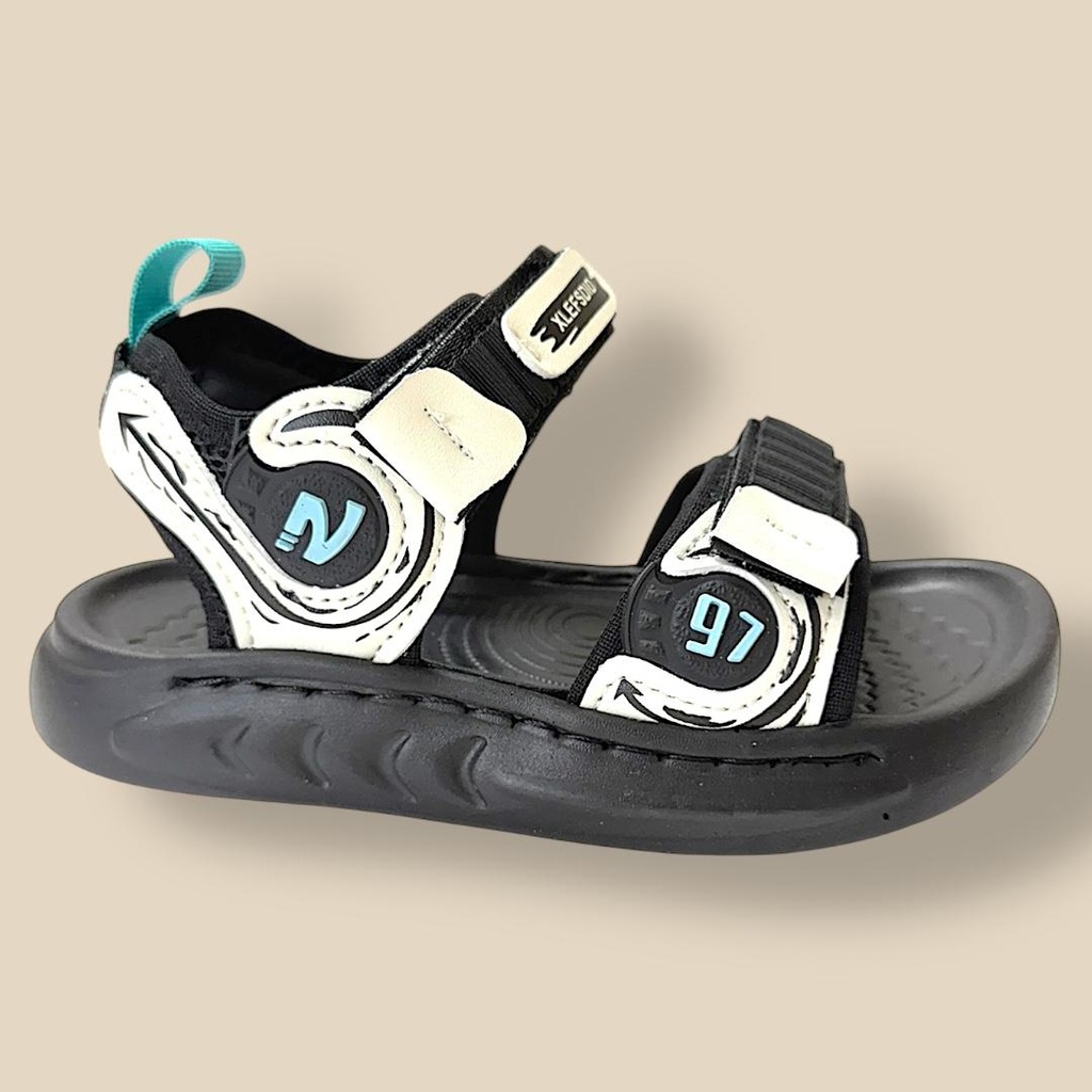 صندل ولادي بأربع ألوان مميزة