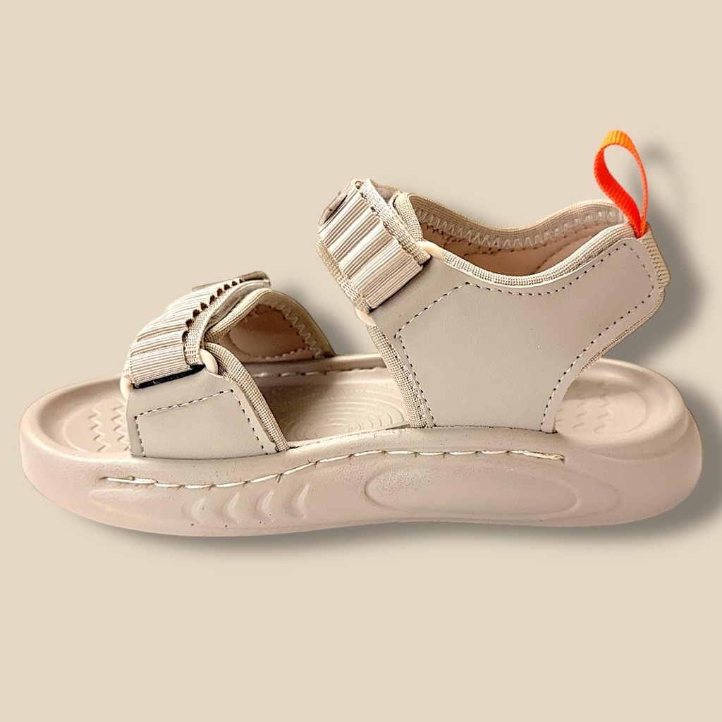 صندل ولادي بأربع ألوان مميزة