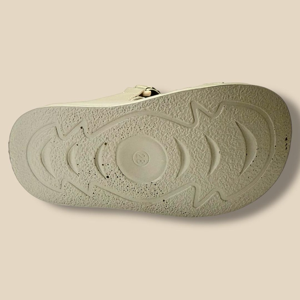 صندل ولادي بأربع ألوان مميزة