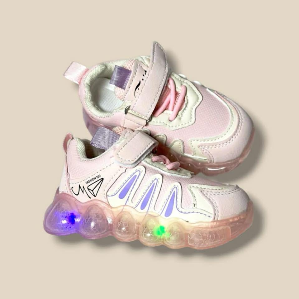 بوت نعل مضيء بثلاث ألوان