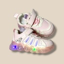 بوت نعل مضيء بثلاث ألوان