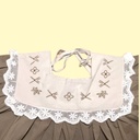 فستان بناتي مميز بقبة مزينة بالدانتيل