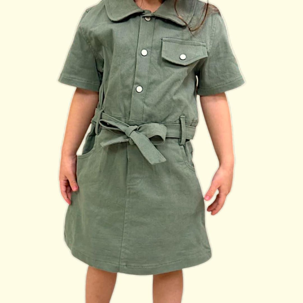 فستان مميز بثلاث ألوان