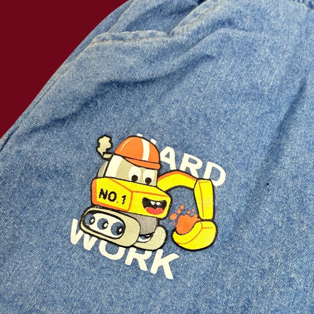 طقم ولادي بلوزة قطن مع شورت جينز برسمة سيارة 3D