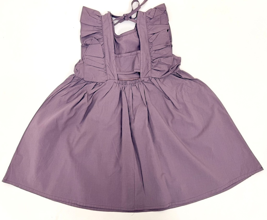 فستان مع كشكش عالأكتاف وفتحة بالظهر