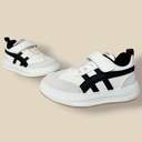 حذاء ولادي يجمع بين الرسمي والعملي