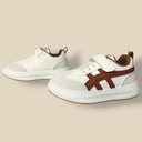 حذاء ولادي يجمع بين الرسمي والعملي