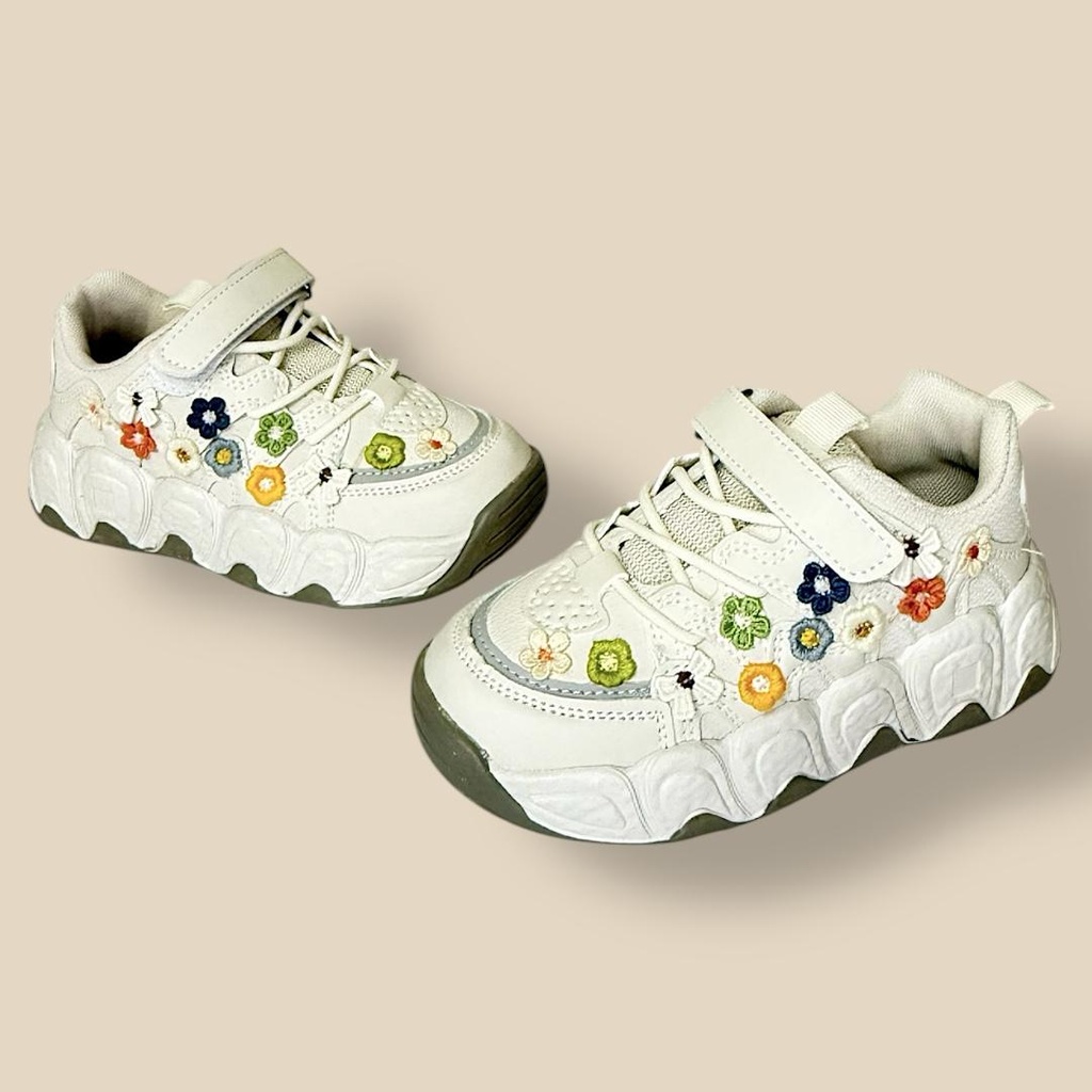 بوت بناتي ورد ناعم